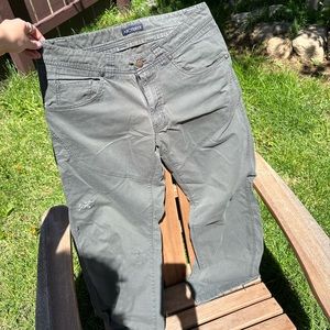 Men’s active pants (great for hiking or a sport casual)